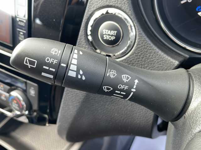 日産 エクストレイル ハイブリッド 20S 岩手県 2018(平30)年 6.6万km バーニングレッド 社外HDDナビ/AM/FM/CD/DVD/Bluetooth/フルセグTV/バックカメラ/ETC/衝突被害軽減ブレーキ/レーンキープアシスト/横滑り防止装置/オートライト/LEDヘッドライト/スマートキー/プッシュスタート/電動格納ミラー/社外1７インチAW