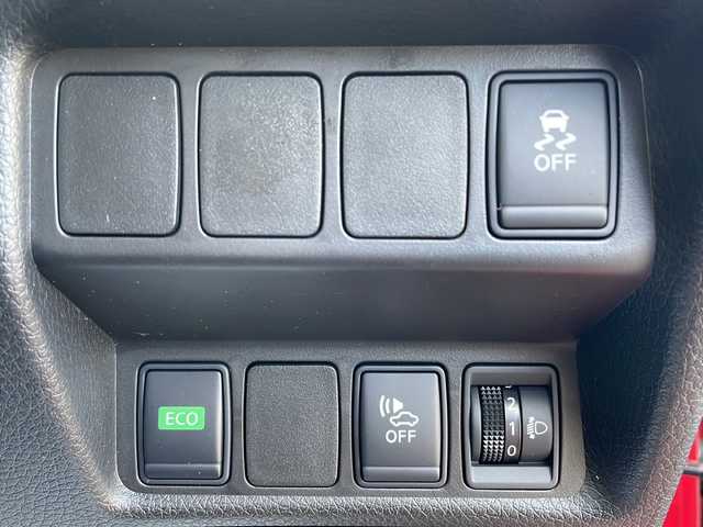 日産 エクストレイル ハイブリッド 20S 岩手県 2018(平30)年 6.6万km バーニングレッド 社外HDDナビ/AM/FM/CD/DVD/Bluetooth/フルセグTV/バックカメラ/ETC/衝突被害軽減ブレーキ/レーンキープアシスト/横滑り防止装置/オートライト/LEDヘッドライト/スマートキー/プッシュスタート/電動格納ミラー/社外1７インチAW