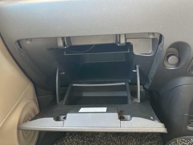 日産 キューブ 15X Mセレクション 埼玉県 2009(平21)年 10万km ビターショコラ 純正ナビ /(SD/CD/AUX/DVD/Photo/iPod)/バックカメラ /ワンオーナー/プッシュスタート　/純正フロア　/純正オーディオ　/パワーステアリング　/パワーウィンドウ　/ABS　/保証書　/取扱説明書　/スマートキー　/スペアキー1本