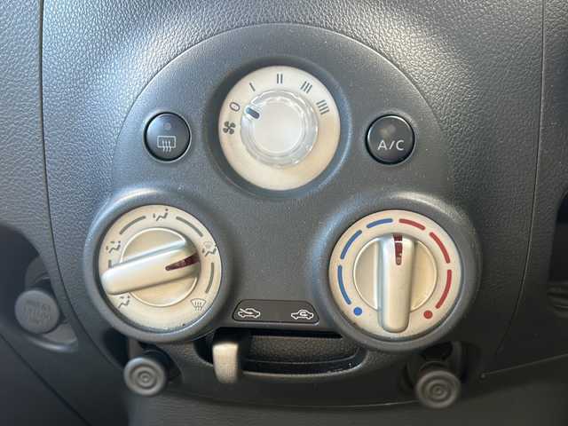 日産 キューブ 15X Mセレクション 埼玉県 2009(平21)年 10万km ビターショコラ 純正ナビ /(SD/CD/AUX/DVD/Photo/iPod)/バックカメラ /ワンオーナー/プッシュスタート　/純正フロア　/純正オーディオ　/パワーステアリング　/パワーウィンドウ　/ABS　/保証書　/取扱説明書　/スマートキー　/スペアキー1本