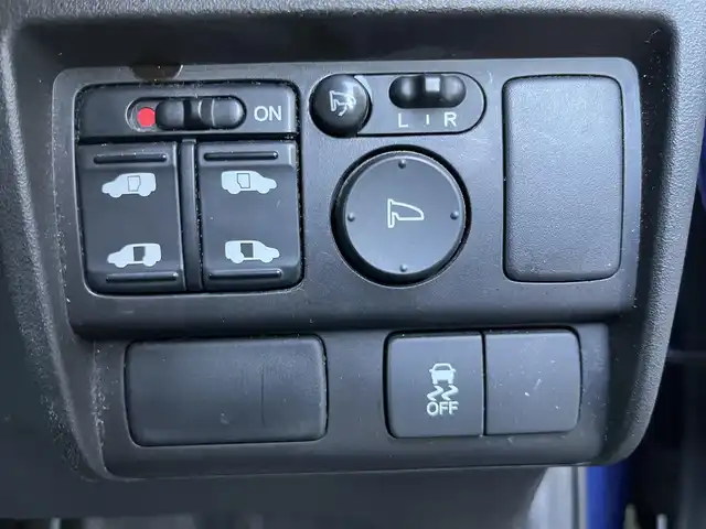 ホンダ フリード G ジャストセレクション 高知県 2014(平26)年 12.1万km コバルトブルーパール 純正メモリナビ/Bluetooth接続/ETC/バックカメラ/フルセグテレビ/純正フロアマット/両側パワースライドドア/スマートキー/横滑り防止装置/盗難防止装置/オートライト/運転席＋助手席エアバッグ/AM/FM/AAC