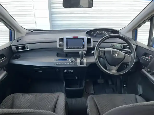 ホンダ フリード G ジャストセレクション 高知県 2014(平26)年 12.1万km コバルトブルーパール 純正メモリナビ/Bluetooth接続/ETC/バックカメラ/フルセグテレビ/純正フロアマット/両側パワースライドドア/スマートキー/横滑り防止装置/盗難防止装置/オートライト/運転席＋助手席エアバッグ/AM/FM/AAC