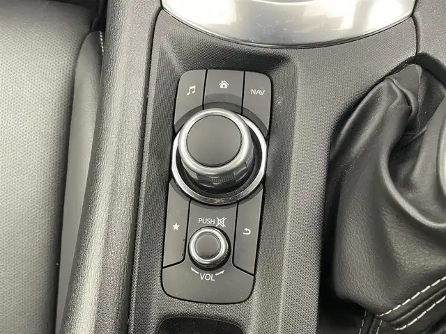マツダ ロードスター S レザーパッケージ 埼玉県 2022(令4)年 2.2万km プラチナクォーツメタリック ワンオーナー/純正メモリーナビ(DVD/CD/AM/FM/BT/USB/AUX)/フルセグTV/スマートシティーブレーキサポート/レーンキープアシスト/BSMブラインドスポットミラー/車線逸脱警報/交通標識認識/パーキングセンサー/クルーズコントロール/ピアノ調＆アルカンターラコンビ内張/黒レザーシート/シートヒーター/BOSEサウンドシステム/前方ドライブレコーダー/横滑り防止装置/純正フロアマット/ビルトインETC