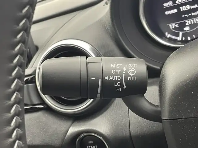 マツダ ロードスター S レザーパッケージ 埼玉県 2022(令4)年 2.2万km プラチナクォーツメタリック ワンオーナー/純正メモリーナビ(DVD/CD/AM/FM/BT/USB/AUX)/フルセグTV/スマートシティーブレーキサポート/レーンキープアシスト/BSMブラインドスポットミラー/車線逸脱警報/交通標識認識/パーキングセンサー/クルーズコントロール/ピアノ調＆アルカンターラコンビ内張/黒レザーシート/シートヒーター/BOSEサウンドシステム/前方ドライブレコーダー/横滑り防止装置/純正フロアマット/ビルトインETC