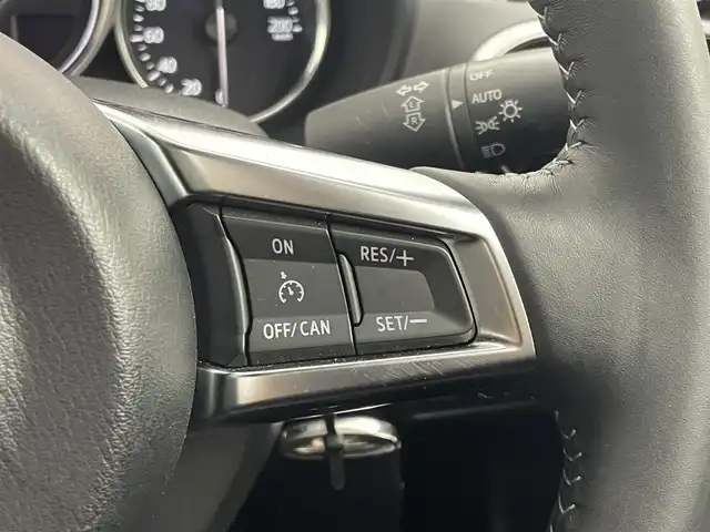 マツダ ロードスター S レザーパッケージ 埼玉県 2022(令4)年 2.2万km プラチナクォーツメタリック ワンオーナー/純正メモリーナビ(DVD/CD/AM/FM/BT/USB/AUX)/フルセグTV/スマートシティーブレーキサポート/レーンキープアシスト/BSMブラインドスポットミラー/車線逸脱警報/交通標識認識/パーキングセンサー/クルーズコントロール/ピアノ調＆アルカンターラコンビ内張/黒レザーシート/シートヒーター/BOSEサウンドシステム/前方ドライブレコーダー/横滑り防止装置/純正フロアマット/ビルトインETC