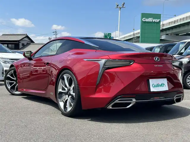 レクサス ＬＣ 500h Sパッケージ 愛知県 2017(平29)年 2.1万km ラディアントレッドコントラストレイヤリング スマートキー/プッシュスタート/純正メーカーナビ/（CD/DVD/FM/AM/BT/フルセグTV）/マークレビンソンサウンドシステム/バックカメラ/ビルトイン2.0ETC/純正21インチAW/レクサスセーフティシステム/レーダークルーズコントロール/ヘッドアップディスプレイ/ブラインドスポットモニター/前後ドライブレコーダー/ハーフレザーシート/前席パワーシート（D席メモリー付き）/前席シートヒーター/エアシート/ハンドルヒーター /LEDヘッドライト/取説、保証書/スペアキー