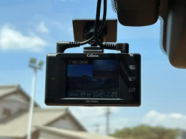 レクサス ＬＣ 500h Sパッケージ 愛知県 2017(平29)年 2.1万km ラディアントレッドコントラストレイヤリング スマートキー/プッシュスタート/純正メーカーナビ/（CD/DVD/FM/AM/BT/フルセグTV）/マークレビンソンサウンドシステム/バックカメラ/ビルトイン2.0ETC/純正21インチAW/レクサスセーフティシステム/レーダークルーズコントロール/ヘッドアップディスプレイ/ブラインドスポットモニター/前後ドライブレコーダー/ハーフレザーシート/前席パワーシート（D席メモリー付き）/前席シートヒーター/エアシート/ハンドルヒーター /LEDヘッドライト/取説、保証書/スペアキー