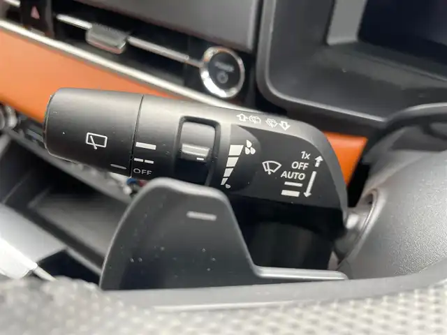 三菱 アウトランダー ＰＨＥＶ P 島根県 2021(令3)年 2.4万km レッドダイヤモンド 4WD/純正12型メモリナビ/フルセグＴＶ/BT/アラウンドビューモニター/（全周囲・前方・後方・サイド）/マイパイロット　/・レーダークルーズコントロール　/・レーンキープアシスト/・衝突軽減システム　/・前後コーナーセンサー/BOSEスピーカー/ハーフレザーシート　/全席シートヒーター/前席パワーシート/ハンドルヒーター/パワーバックドア/ETC/純正LEDライト/純正20インチアルミホイール/充電ケーブルあり