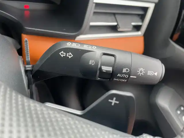 三菱 アウトランダー ＰＨＥＶ P 島根県 2021(令3)年 2.4万km レッドダイヤモンド 4WD/純正12型メモリナビ/フルセグＴＶ/BT/アラウンドビューモニター/（全周囲・前方・後方・サイド）/マイパイロット　/・レーダークルーズコントロール　/・レーンキープアシスト/・衝突軽減システム　/・前後コーナーセンサー/BOSEスピーカー/ハーフレザーシート　/全席シートヒーター/前席パワーシート/ハンドルヒーター/パワーバックドア/ETC/純正LEDライト/純正20インチアルミホイール/充電ケーブルあり