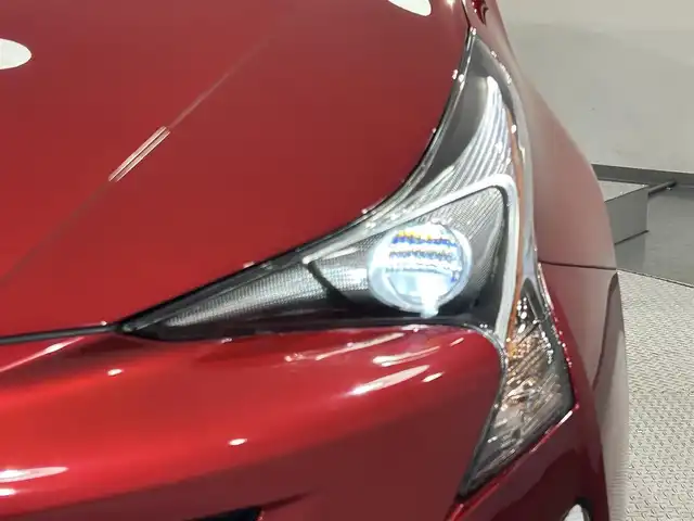 トヨタ プリウス S ツーリングセレクション 愛知県 2016(平28)年 1.7万km エモーショナルレッド アルパイン９インチナビ/シートヒーター/ビルトインＥＴＣ/バックカメラ/ＩＳＯＦＩＸ/アクセサリーソケット/ＬＥＤヘッドライト/オートエアコン/合成皮革シート/シャークアンテナ/オートライト/社外フロアマット/純正17インチアルミホイール