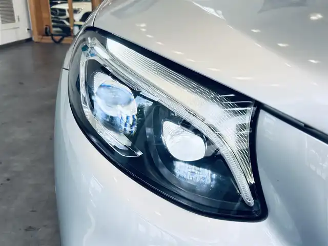 メルセデス・ベンツ ＧＬＣ２００ スポーツ 大阪府 2017(平29)年 3万km イリジウムシルバー レーダーセーフティP/ワンオーナー/ハーフレザー/メモリ付きパワーシート/シートヒーター/ACC/純正ナビ/TV/360度カメラ/純正19インチAW/LEDヘッドライト/電動リアゲート/ブラインドスポット/クリアランスソナー/ルーフレール/ETC/パドルシフト