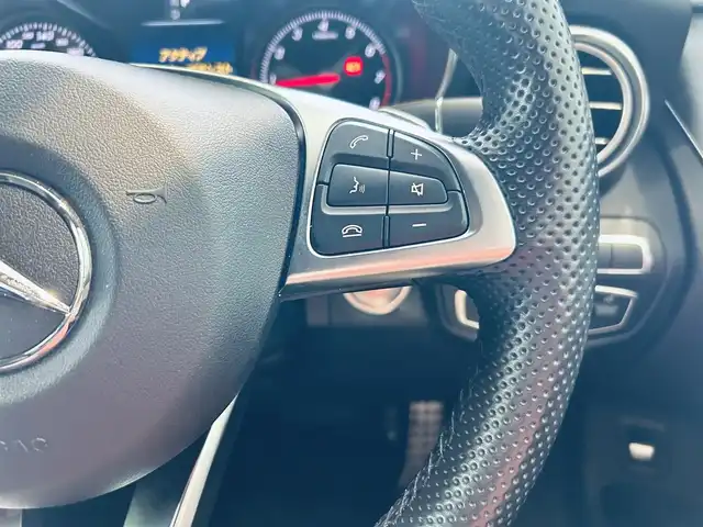 メルセデス・ベンツ ＧＬＣ２００ スポーツ 大阪府 2017(平29)年 3万km イリジウムシルバー レーダーセーフティP/ワンオーナー/ハーフレザー/メモリ付きパワーシート/シートヒーター/ACC/純正ナビ/TV/360度カメラ/純正19インチAW/LEDヘッドライト/電動リアゲート/ブラインドスポット/クリアランスソナー/ルーフレール/ETC/パドルシフト