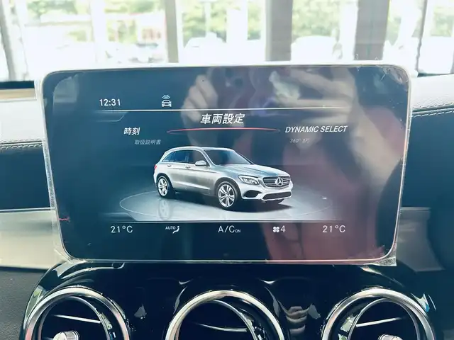 メルセデス・ベンツ ＧＬＣ２００ スポーツ 大阪府 2017(平29)年 3万km イリジウムシルバー レーダーセーフティP/ワンオーナー/ハーフレザー/メモリ付きパワーシート/シートヒーター/ACC/純正ナビ/TV/360度カメラ/純正19インチAW/LEDヘッドライト/電動リアゲート/ブラインドスポット/クリアランスソナー/ルーフレール/ETC/パドルシフト