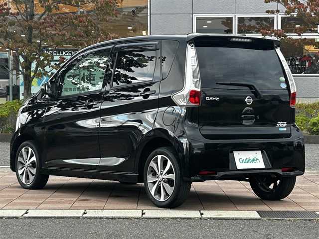 日産 デイズ ハイウェイスターG 福島県 2014(平26)年 4.3万km ブラック 純正メモリナビゲーション/【フルセグTV/CD/DVD/Bluetooth】/アラウンドビューモニター/HIDヘッドライト/・オートライト/・フォグランプ/スマートキー/・プッシュスタート/ETC/ドアバイザー/フロアマット/純正15インチアルミホイール/アイドリングストップ/取扱説明書/保証書