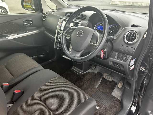 日産 デイズ ハイウェイスターG 福島県 2014(平26)年 4.3万km ブラック 純正メモリナビゲーション/【フルセグTV/CD/DVD/Bluetooth】/アラウンドビューモニター/HIDヘッドライト/・オートライト/・フォグランプ/スマートキー/・プッシュスタート/ETC/ドアバイザー/フロアマット/純正15インチアルミホイール/アイドリングストップ/取扱説明書/保証書