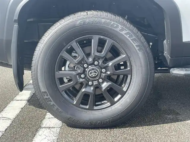 トヨタ ランドクルーザー ２５０ VX 宮崎県 2024(令6)年 0.2万km プラチナホワイトパールマイカ 純正ナビ/フルセグTV/バックカメラ/全方位カメラ/ステアリングスイッチ/レーダークルーズコントロール/横滑り防止機能/パワーバックドア /ブラックレザーシート/サンルーフ/D席/N席シートヒーター/D席/ N席シートクーラー/ステアリングヒーター/デジタルインナーミラー/ブラインドスポットモニタ/ビルトインETC