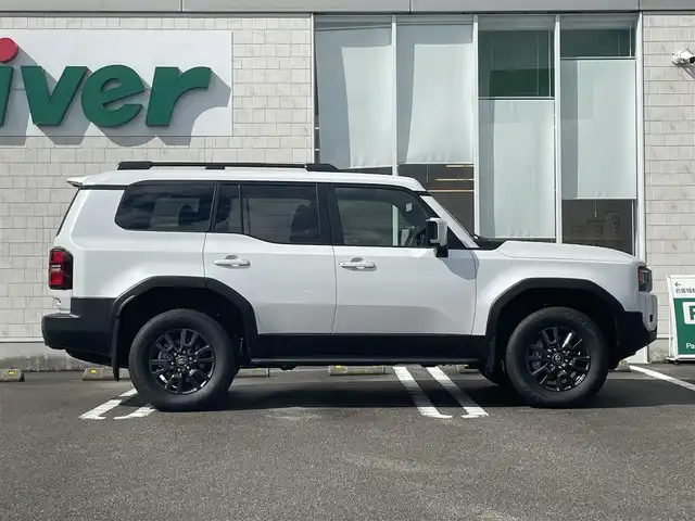 トヨタ ランドクルーザー ２５０ VX 宮崎県 2024(令6)年 0.2万km プラチナホワイトパールマイカ 純正ナビ/フルセグTV/バックカメラ/全方位カメラ/ステアリングスイッチ/レーダークルーズコントロール/横滑り防止機能/パワーバックドア /ブラックレザーシート/サンルーフ/D席/N席シートヒーター/D席/ N席シートクーラー/ステアリングヒーター/デジタルインナーミラー/ブラインドスポットモニタ/ビルトインETC