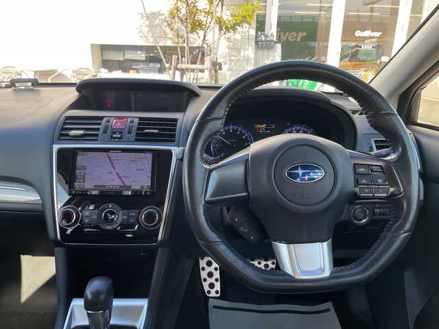 スバル レヴォーグ 1．6GT－S アイサイト 石川県 2014(平26)年 8.4万km パール ４ＷＤ　社外メモリーナビ　フルセグＴＶ　バックカメラ　ＬＥＤヘッドライト　ＥＴＣ　アイサイト　レーダークルーズ　純正アルミホイール　スマートキー　プッシュスタート　電動ミラー　保証書