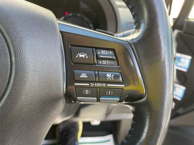 スバル レヴォーグ 1．6GT－S アイサイト 石川県 2014(平26)年 8.4万km パール ４ＷＤ　社外メモリーナビ　フルセグＴＶ　バックカメラ　ＬＥＤヘッドライト　ＥＴＣ　アイサイト　レーダークルーズ　純正アルミホイール　スマートキー　プッシュスタート　電動ミラー　保証書