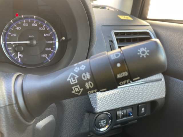 スバル レヴォーグ 1．6GT－S アイサイト 石川県 2014(平26)年 8.4万km パール ４ＷＤ　社外メモリーナビ　フルセグＴＶ　バックカメラ　ＬＥＤヘッドライト　ＥＴＣ　アイサイト　レーダークルーズ　純正アルミホイール　スマートキー　プッシュスタート　電動ミラー　保証書