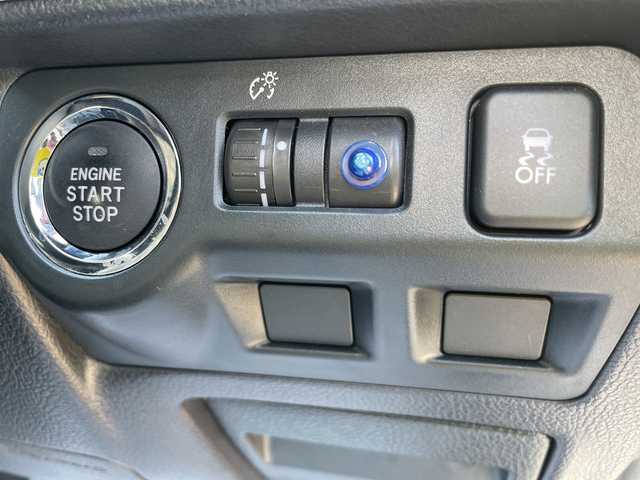 スバル レヴォーグ 1．6GT－S アイサイト 石川県 2014(平26)年 8.4万km パール ４ＷＤ　社外メモリーナビ　フルセグＴＶ　バックカメラ　ＬＥＤヘッドライト　ＥＴＣ　アイサイト　レーダークルーズ　純正アルミホイール　スマートキー　プッシュスタート　電動ミラー　保証書