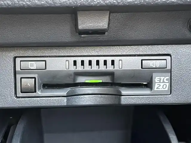 トヨタ アルファード S Cパッケージ 滋賀県 2022(令4)年 4.3万km スパークリングブラックパールクリスタルシャイン 禁煙車/ツインムーンルーフ/ＴＲＤフルエアロ/９型ディスプレイオーディオ/【CD/DVD/フルセグTV/Bluetooth】/デジタルインナーミラー/純正フリップダウンモニター/バックカメラ/ビルトインＥＴＣ/ＬＥＤシーケンシャルターンランプ/両側パワースライドドア/クリアランスソナー/トヨタセーフティセンス/・プリクラッシュセーフティ/・レーダークルーズコントロール/・レーントレーシングアシスト/・ロードサインアシスト/・オートマチックハイビーム/シートヒーター/シートベンチレーション/パワーシート/パワーバックドア
