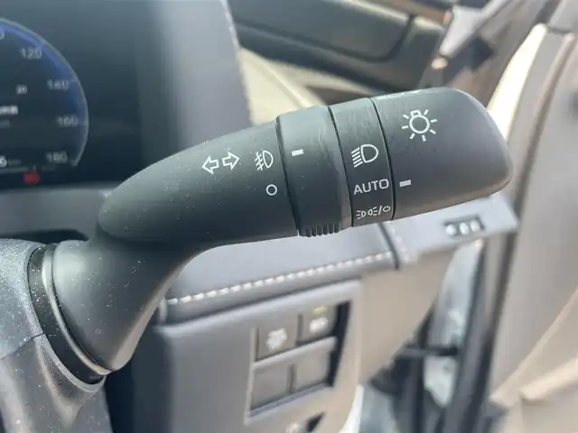 トヨタ アルファード Z 福岡県 2024(令6)年 1.7万km プラチナホワイトパールマイカ ワンオーナー/両側パワースライドドア/デジタルインナーミラー/黒革シート/パワーシート/シートヒーター/エアシート/純正ナビ/全方位カメラ/Bluetooth/HDMI/パワーバックドア/フリップダウンモニター/純正18インチアルミホイール/ETC2.0/取扱説明書/保証書/スペアキー×1