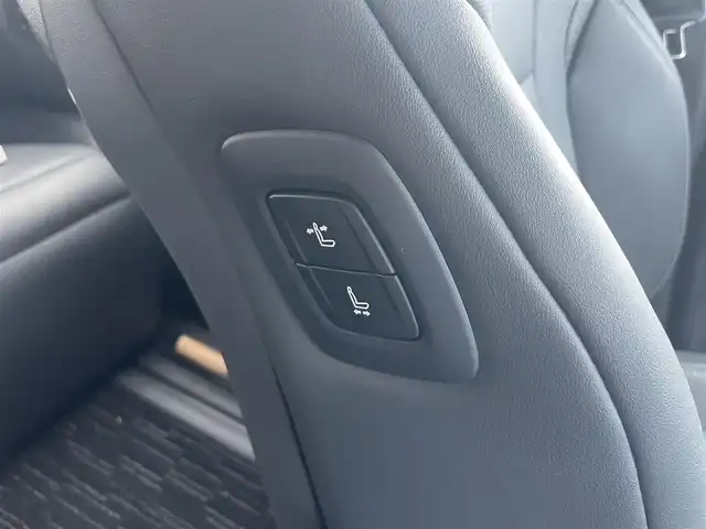 トヨタ アルファード Z 福岡県 2024(令6)年 1.7万km プラチナホワイトパールマイカ ワンオーナー/両側パワースライドドア/デジタルインナーミラー/黒革シート/パワーシート/シートヒーター/エアシート/純正ナビ/全方位カメラ/Bluetooth/HDMI/パワーバックドア/フリップダウンモニター/純正18インチアルミホイール/ETC2.0/取扱説明書/保証書/スペアキー×1