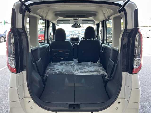 三菱 ｅＫクロススペース T プラスエディション 栃木県 2022(令4)年 0.6万km シルキーホワイト 禁煙車/4WD/シートヒーター/衝突被害軽減システム/レーンキープアシスト/オートライト/ダウンヒルアシストコントロール/コーナーセンサー/バックカメラ/アラウンドヴューモニター/LEDヘッドライト/ETC/両側パワースライドドア/ハンズフリースライドドア/純正15インチアルミホイール/純正フロアマット/スマートキー/スペアキー