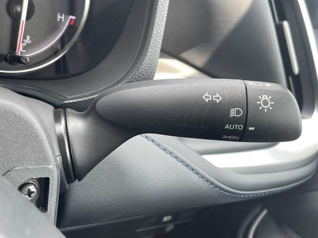 トヨタ ヴォクシー S－Z 埼玉県 2022(令4)年 3.4万km ホワイトパールクリスタルシャイン 純正10.5型DA 後席モニター CD DVD TV HDMI BT シートヒーター　レーダークルーズコントロール　前後コーナーセンサー　ETC2.0　バックカメラ　デジタルインナーミラー