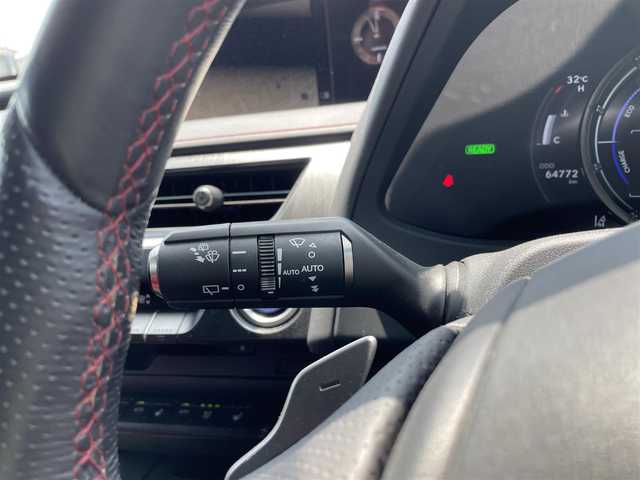 レクサス ＵＸ 250h Fスポーツ 福岡県 2019(平31)年 6.5万km グラファイトブラックガラスフレーク パノラミックビューモニター/プリクラッシュセーフティ/レーンキープアシスト/横滑り防止/前後ドラレコ/カーテンエアバッグ/LEDオートライト/オートマチックハイビーム/クルーズコントロール/ETC2.0/サンルーフ/純正ナビ/・フルセグＴＶ/・ＢＴ/・ＣＤ/・ＡＵＸ/・Miracast/電動リアゲート/純正フルエアロ/純正フロアマット/純正アルミホイール/レザーシート/・シートヒーター/・エアシート/パワーシート/シートメモリ/ステアリングヒーター/ワイヤレス充電/サンシェード