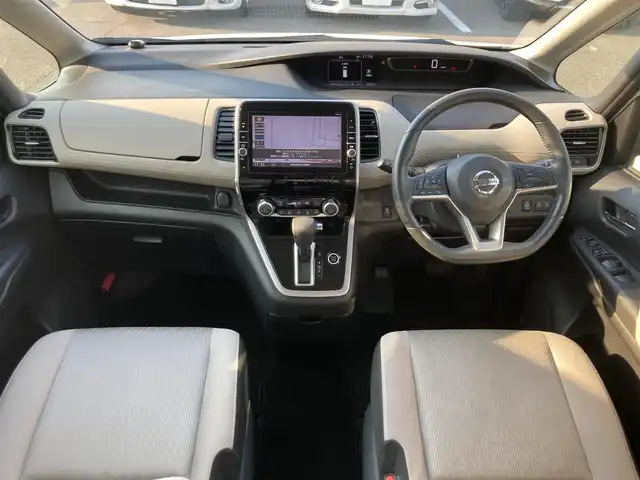 日産 セレナ ハイウェイスター 鳥取県 2016(平28)年 5.4万km ブリリアントホワイトパール 2トーン 純正9インチナビ/フルセグ/DVD/CD/BT/バックカメラ・ETC/純正フリップダウンモニター/エマージェンシーブレーキ/クルーズコントロール/両側パワースライドドア/LEDヘットライト/純正１６インチアルミホイール/プッシュエンジンスタート/アイドリングストップ/デュアルバックドア
