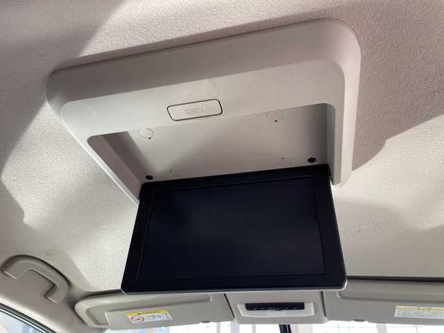 日産 セレナ ハイウェイスター 埼玉県 2016(平28)年 5.4万km ブリリアントホワイトパール 2トーン エマージェンシーブレーキ/純正9インチSDナビ/　　CD/DVD/BT/USB/フルセグ/バックカメラ/純正フリップダウンモニター/クルーズコントロール/両側パワースライドドア/LEDオートヘッドライト/純正１６インチアルミホイール/ステアリングスイッチ/2列目サンシェード/ビルトインETC/禁煙車