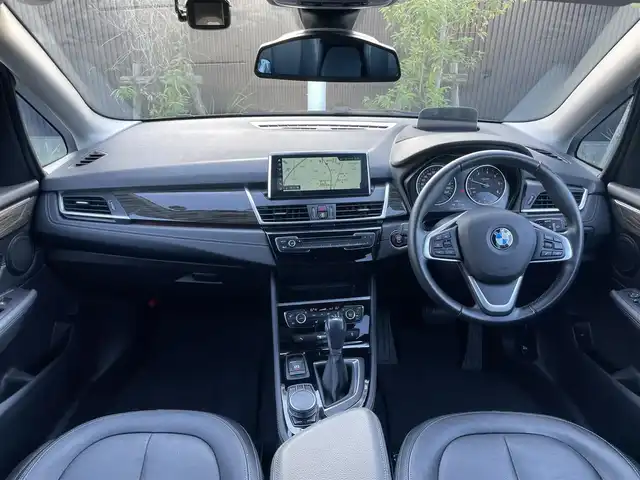 ＢＭＷ ２１８ｄ アクティブツアラー ラグジュアリー 静岡県 2018(平30)年 2.9万km サファイアブラックP アドバンスド・アクティブ・SFT・パッケージ/ACC/HUD/コンフォート・パッケージ/パワーバックドア/コンフォート・アクセス/ライト・パッケージ/フロント・シート・ヒーティング/パーキング・サポート・パッケージ/リヤビュー・カメラ/PDC/パーキング・アシスト/純正ナビ/Bluetooth/CD/DVD/USBポート/AM/FM/スペアキー有
