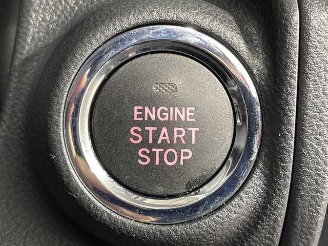 スバル インプレッサ スポーツ 2．0i－S アイサイト 神奈川県 2016(平28)年 4.7万km ピュアレッド 純正8型インターナビ【CN-LR820DFC】/フルセグ　CD DVD　HDMI　iPod　USB　ナノイー　/バックカメラ/アイサイトver３/衝突危険警報/プリクラッシュブレーキ/全車速追従機能付クルーズコントロール/AT誤発進抑制制御/車線逸脱警報/ふらつき警報/先行車発進お知らせ機能/ブラインドスポットモニター/後退時ブレーキアシスト/革巻きステアリング/ステアリングスイッチ/パドルシフト/前席シートヒーター/パワーシート/電動パーキングブレーキ/社外前方ドライブレコーダー/ダウンヒルアシストコントロール/アイドリングストップ/純正ETC/プッシュスタート/スマートキー/LEDヘッドランプ/LEDLiner/フロントフォグランプ/オートライト/純正18インチアルミホイール/STIフロントリップスポイラー/純正サイド/リアスポイラー/取説/スペアキー2本【キータグ付】