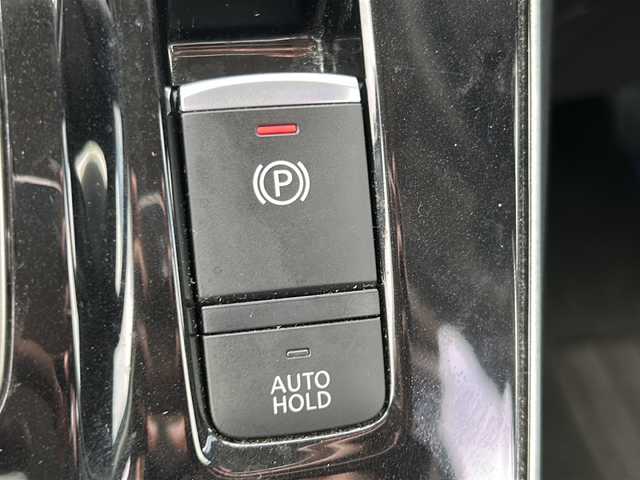 日産 セレナ e－パワー ハイウェイスター V 沖縄県 2020(令2)年 3.3万km ダイヤモンドブラック 県外仕入/禁煙車/純正ナビＡＭ／ＦＭ／ＢＴ/フリップダウンモニター/ワンオーナー/全方位/バックモニター/フルセグＴＶ/両側パワスラ/クルコン/ETC/ドラレコ/パーキングアシスト/純正15インチAW