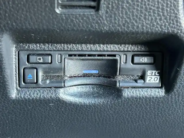 トヨタ ノア S－G 静岡県 2023(令5)年 1.7万km アティチュードブラックマイカ 純正ディスプレイオーディオ/バックカメラ/TV/ナビ/Bluetooth/Apple CarPlay/後席モニター/ETC２．０/レーザークルーズコントロール/前後ドライブレコーダー/オートライト/オートハイビーム/片側電動スライドドア/レーンキープアシスト/コーナーセンサー