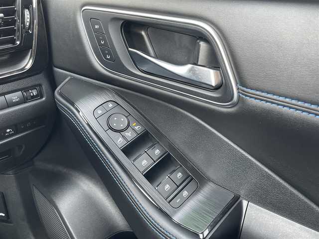 日産 エクストレイル オーテック e－4ORCE 宮崎県 2022(令4)年 2.1万km カスピアンブルー ETC2.0/12.3インチ純正ナビ/Apple CarPlay/Bluetooth接続/USB端子/インテリジェントルームミラー/アラウンドビューモニター/クルーズコントロール/純正20インチアルミホイール/純正フロアマット/LEDヘッドライト/スマートキー/シートヒーター/電動リアゲート