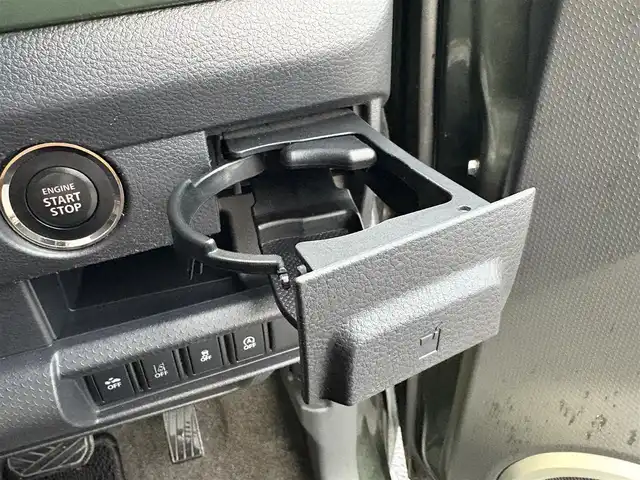 スズキ ハスラー G 大分県 2019(令1)年 2.6万km クールカーキPM ・オーディオ/・デュアルカメラブレーキサポート/・シートヒーター/・レーンアシスト/・ベンチシート/・フルフラットシート/・スマートキー/・プッシュスタートボタン/・アイドリングストップ/・オートエアコン/・フロアマット