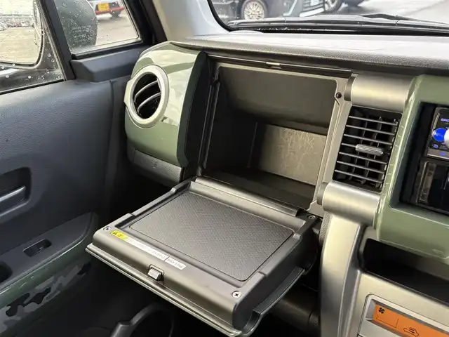 スズキ ハスラー G 大分県 2019(令1)年 2.6万km クールカーキPM ・オーディオ/・デュアルカメラブレーキサポート/・シートヒーター/・レーンアシスト/・ベンチシート/・フルフラットシート/・スマートキー/・プッシュスタートボタン/・アイドリングストップ/・オートエアコン/・フロアマット