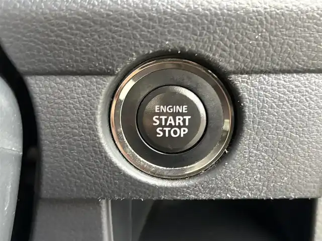 スズキ ハスラー G 大分県 2019(令1)年 2.6万km クールカーキPM ・オーディオ/・デュアルカメラブレーキサポート/・シートヒーター/・レーンアシスト/・ベンチシート/・フルフラットシート/・スマートキー/・プッシュスタートボタン/・アイドリングストップ/・オートエアコン/・フロアマット