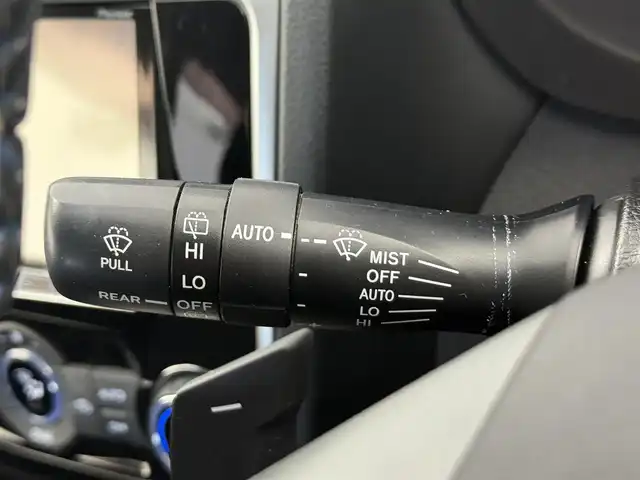 スバル レヴォーグ 1．6GT－S アイサイト 愛知県 2014(平26)年 6.5万km パール SDナビ/・フルセグTV/・AM/FM/・Bluetooth/・DVD/・AUX/アイサイト/クルーズコントロール/パドルシフト/ETC/パワーシート/バックカメラ/ステリングスイッチ/横滑り防止装置/アイドリングストップ/レーンキープアシスト/スマートキー/純正18インチアルミホイール