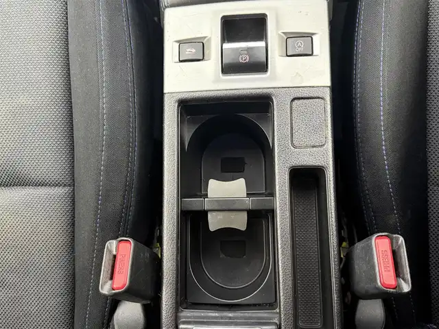 スバル レヴォーグ 1．6GT－S アイサイト 愛知県 2014(平26)年 6.5万km パール SDナビ/・フルセグTV/・AM/FM/・Bluetooth/・DVD/・AUX/アイサイト/クルーズコントロール/パドルシフト/ETC/パワーシート/バックカメラ/ステリングスイッチ/横滑り防止装置/アイドリングストップ/レーンキープアシスト/スマートキー/純正18インチアルミホイール