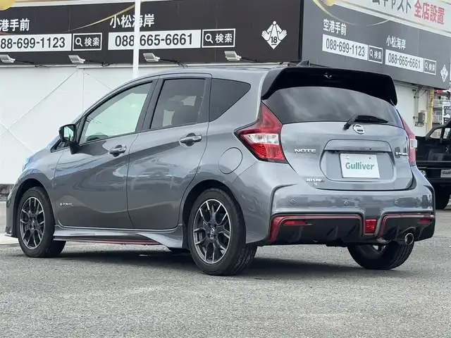 日産 ノート e－パワーニスモ S ブラックLTD 徳島県 2020(令2)年 1.6万km ブリリアントシルバー アルパインワイドナビ/（Bluetooth/フルセグ/CD/DVD/SD）/エマージェンシーブレーキ/アラウンドビューモニター/スマートルームミラー/前後コーナーセンサー/レーダークルーズコントロール/LEDヘッドライト/レーンアシスト/プッシュスタート/スマートキー/スペアキー