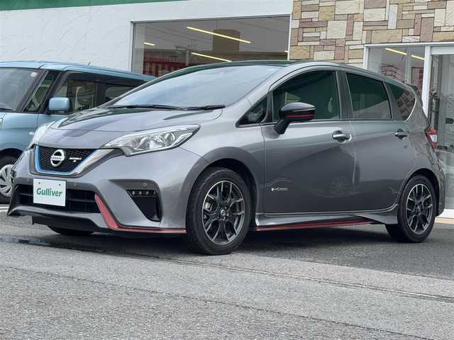 日産 ノート e－パワーニスモ S ブラックLTD 徳島県 2020(令2)年 1.6万km ブリリアントシルバー アルパインワイドナビ/（Bluetooth/フルセグ/CD/DVD/SD）/エマージェンシーブレーキ/アラウンドビューモニター/スマートルームミラー/前後コーナーセンサー/レーダークルーズコントロール/LEDヘッドライト/レーンアシスト/プッシュスタート/スマートキー/スペアキー