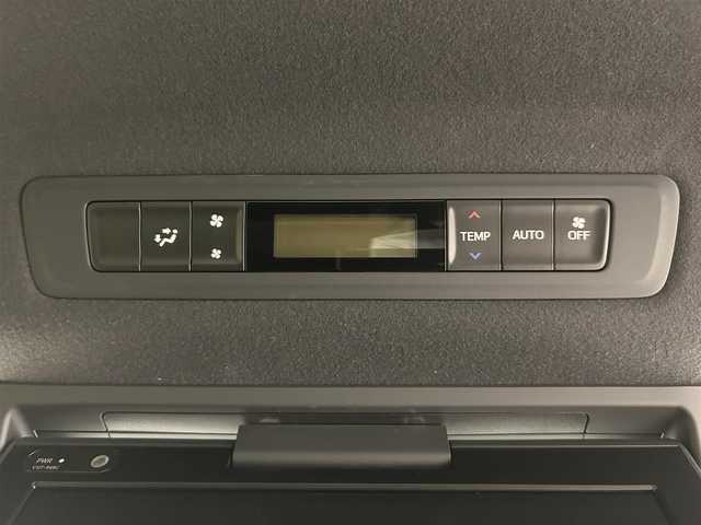 トヨタ ヴォクシー ハイブリッド ZS 煌Ⅱ 埼玉県 2019(令1)年 3.8万km ブラッキッシュアゲハガラスフレーク 純正９インチナビＴＶ　後席フリップダウンモニター　両側パワースライドドア　クルーズコントロール　ビルトインＥＴＣ　ＬＥＤヘッド　ＬＥＤフォグ　シートヒーター　ドライブレコーダー　専用ＢＢＳホイル