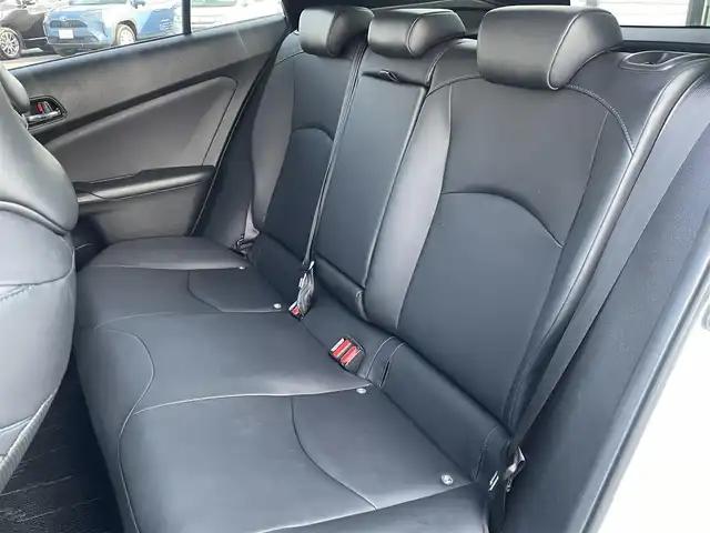 トヨタ プリウス S ツーリングセレクション 群馬県 2018(平30)年 7.6万km ホワイトパールクリスタルシャイン モデリスタフルエアロ/純正9インチナビ【NSZT-Y66T】/Bluetooth/AM/FM/HDMI/CD/DVD/フルセグテレビ/プリクラッシュセーフティ/レーンディパーチャーアラート/クリアランスソナー/レーダークルーズコントロール/LEDヘッドライト&LEDフォグ/バックカメラ/D/N席シートヒーター/ETC/純正フロアマット/トノカバー/スマートキー/純正17インチAW/保証書/取扱説明書