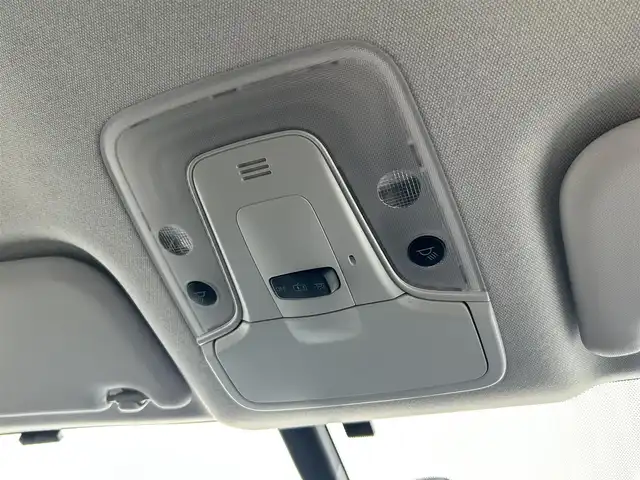 トヨタ プリウス S ツーリングセレクション 群馬県 2018(平30)年 7.6万km ホワイトパールクリスタルシャイン モデリスタフルエアロ/純正9インチナビ【NSZT-Y66T】/Bluetooth/AM/FM/HDMI/CD/DVD/フルセグテレビ/プリクラッシュセーフティ/レーンディパーチャーアラート/クリアランスソナー/レーダークルーズコントロール/LEDヘッドライト&LEDフォグ/バックカメラ/D/N席シートヒーター/ETC/純正フロアマット/トノカバー/スマートキー/純正17インチAW/保証書/取扱説明書