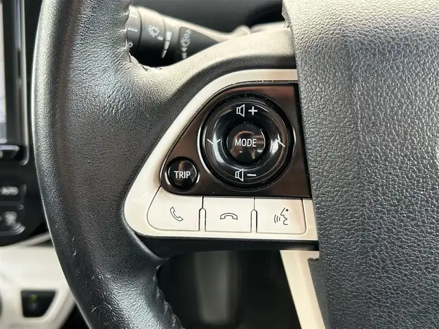 トヨタ プリウス S ツーリングセレクション 群馬県 2018(平30)年 7.6万km ホワイトパールクリスタルシャイン モデリスタフルエアロ/純正9インチナビ【NSZT-Y66T】/Bluetooth/AM/FM/HDMI/CD/DVD/フルセグテレビ/プリクラッシュセーフティ/レーンディパーチャーアラート/クリアランスソナー/レーダークルーズコントロール/LEDヘッドライト&LEDフォグ/バックカメラ/D/N席シートヒーター/ETC/純正フロアマット/トノカバー/スマートキー/純正17インチAW/保証書/取扱説明書