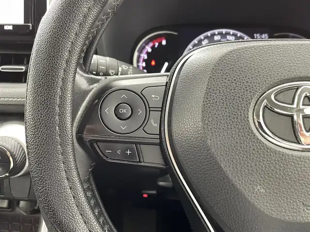 トヨタ ＲＡＶ４ G Zパッケージ 福岡県 2019(令1)年 8.9万km ホワイトパールクリスタルシャイン ワンオーナー　/純正ナビNSZT-Y68T（ＣＤ・ＤＶＤ・フルセグ・ＢＴ）/バックカメラ　/ビルトインＥＴＣ　/前後クリアランスソナー　/パワーバックドア　/トヨタセーフティーセンス/・プリクラッシュセーフティ/・レーンキープアシスト/・ロードサインアシスト/・ブラインドスポットモニター/・駐車時支援パーキングサポートシステム/・オートハイビーム/・アダブティブクルーズコントロール/横滑り防止/ダウンヒルアシスト/前席シートヒーター　/運転席パワーシート　/シートメモリー/ステアリングヒーター/電動パーキングブレーキ/ブレーキホールド/純正フロアマット/純正19インチAW/オートライト/LEDヘッドライト/スマートキー/プッシュスタート/スペアキー1本/保証書/取扱説明書